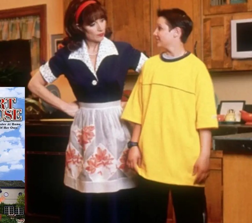 Katey Sagal as the holographic 'Mother' version of P.A.T. and Ryan Merriman.