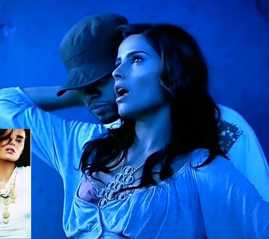 A still of Nelly Furtado and Timbaland from Promiscuous music video (2006)