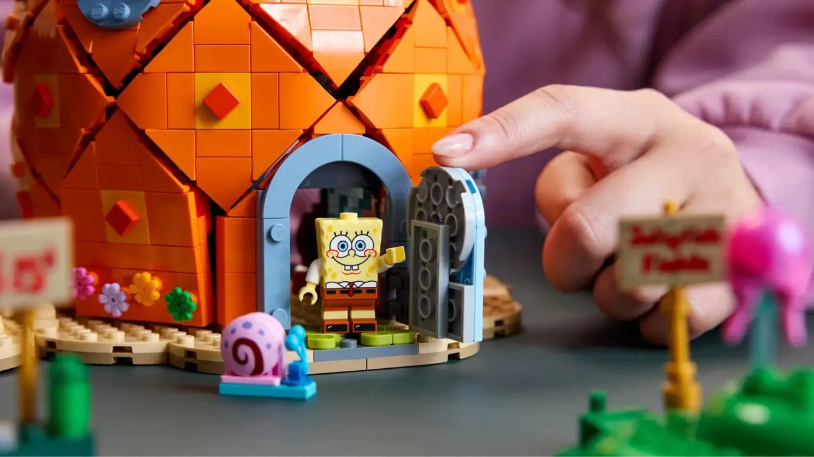 A look at the SpongeBob SquarePants Lego Set