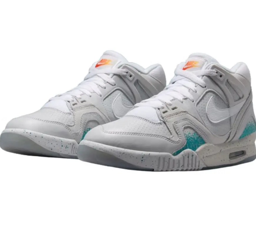 A look at the Nike Challenger 2 Back to the Future