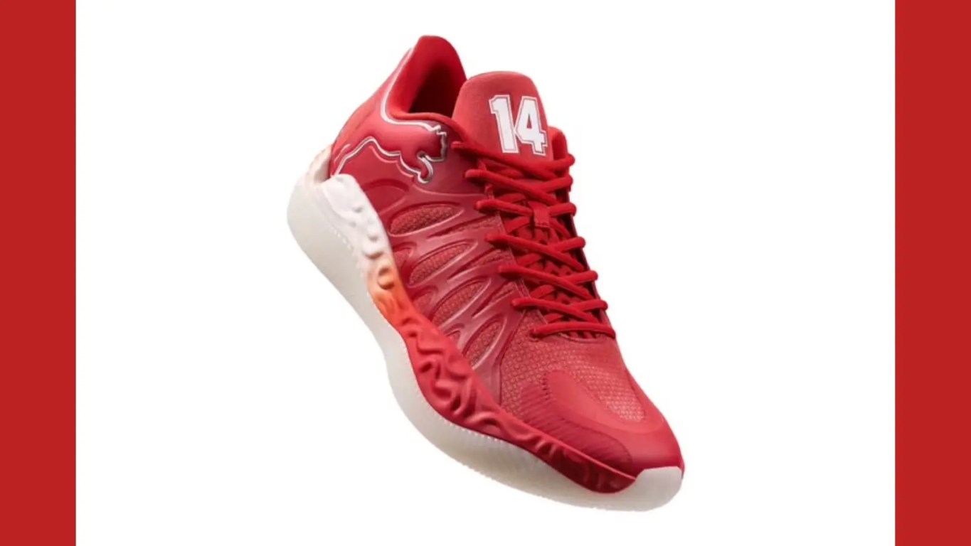 A look at the Troy Bolton PE from Tyrese Haliburton