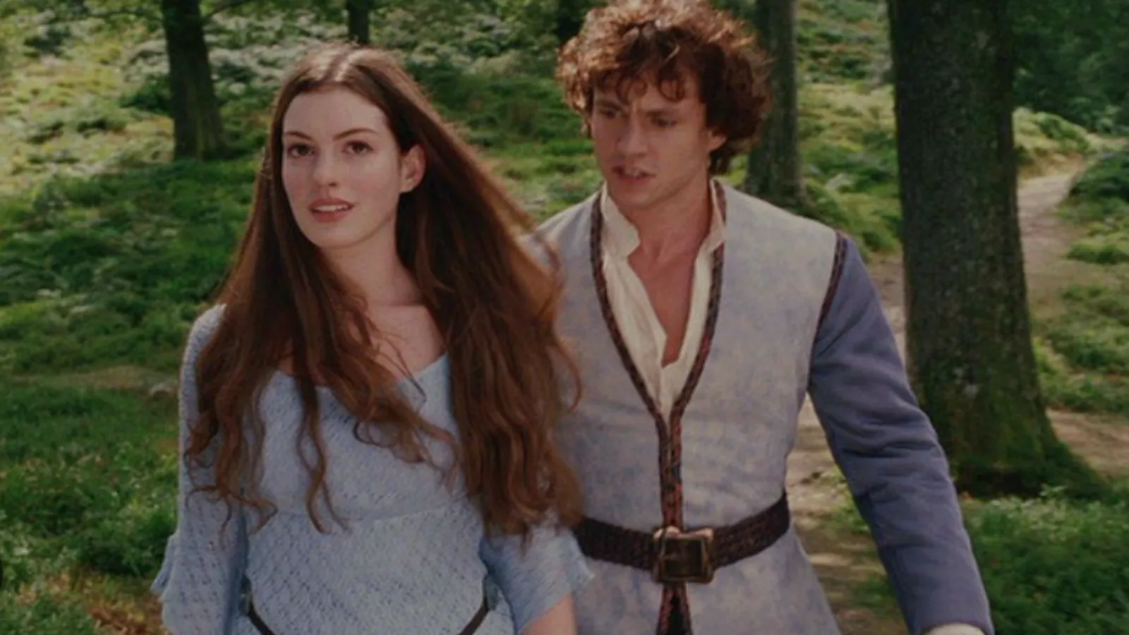[THE FILES] : Ella Enchanted (2004)